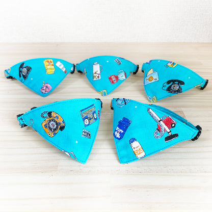 [Retro furniture pattern blue] Serious collar, conspicuous bandana style / selectable adjuster