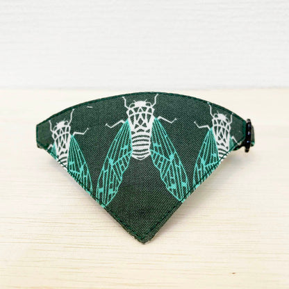 【セミ柄】まじめな首輪・目立つバンダナ風／選べるバックル 猫首輪