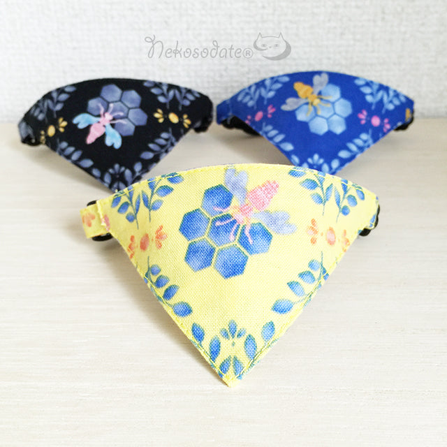 [Bee pattern blue] Serious collar, conspicuous bandana style / selectable adjuster cat collar
