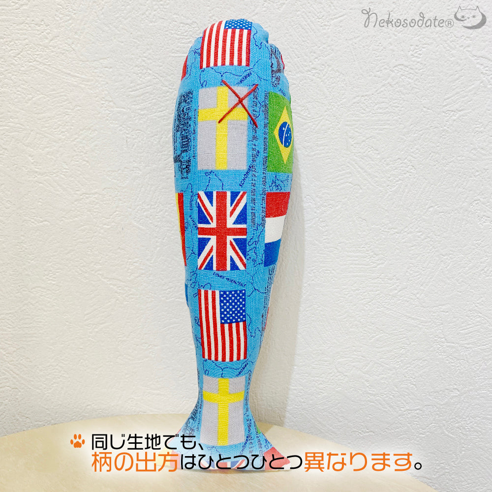 魚型キッカー・世界の国旗柄／プラ鈴入り