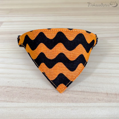 [Halloween wave pattern orange] Serious collar, conspicuous bandana style / selectable adjuster cat collar