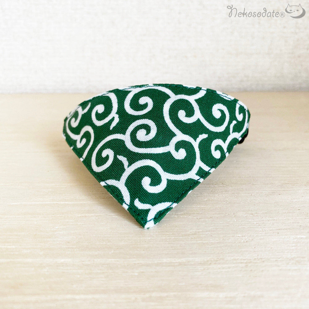[Small arabesque green that looks like it] Serious collar, conspicuous bandana style / selectable adjuster cat collar