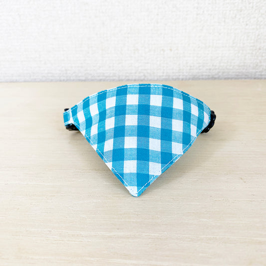 [Gingham plaid blue] Serious collar, conspicuous bandana style / selectable adjuster cat collar
