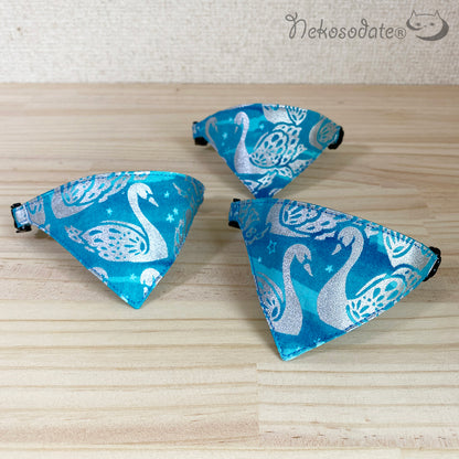 [Silver swan pattern blue] Serious collar, conspicuous bandana style / selectable adjuster