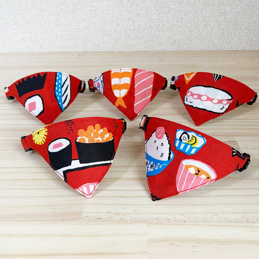 [Red pattern with delicious rice] Serious collar, conspicuous bandana style / selectable adjuster