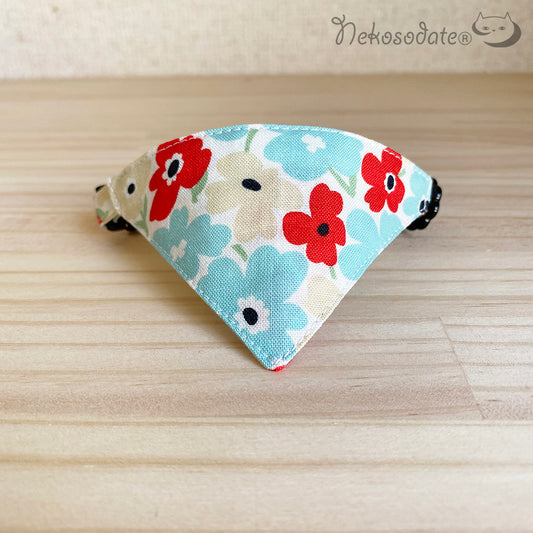 [Two-tone flower pattern blue] Serious collar, conspicuous bandana style / selectable adjuster
