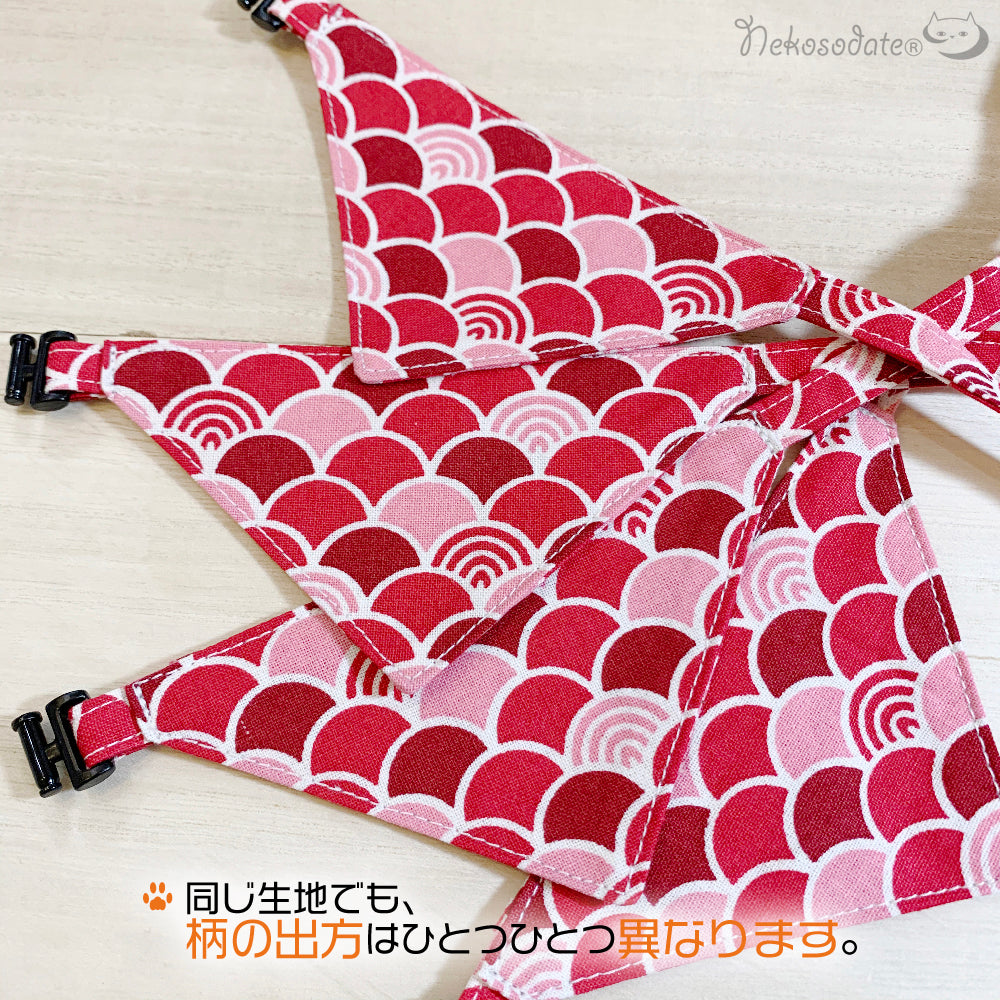 [Colorful Qinghai wave pattern red] Serious collar, conspicuous bandana style / selectable adjuster cat collar