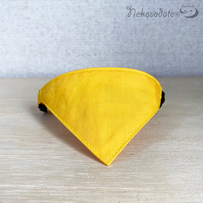 [Rainy day plain yellow] Serious collar, conspicuous bandana style / selectable adjuster cat collar