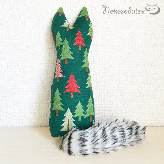 Cat-shaped kicker, fir tree pattern / bushy tail + plastic bell